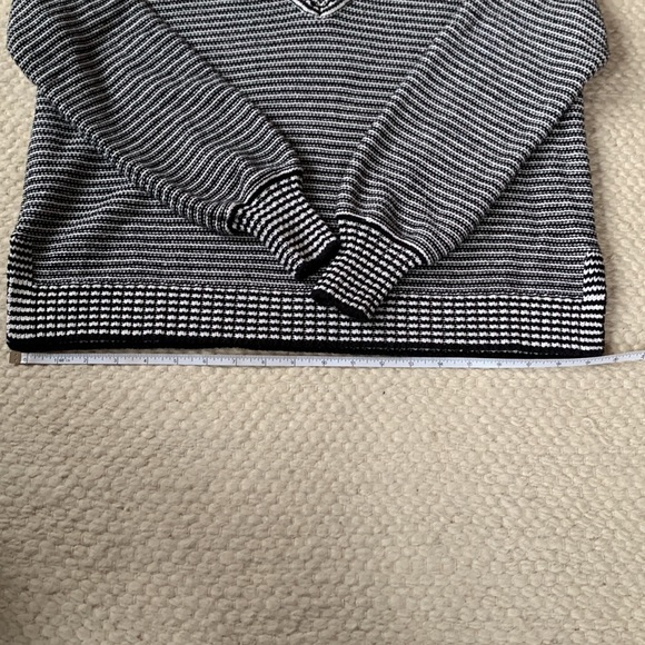 House of Harlow 1960 Revolve V neck striped sweater S - Picture 5 of 8